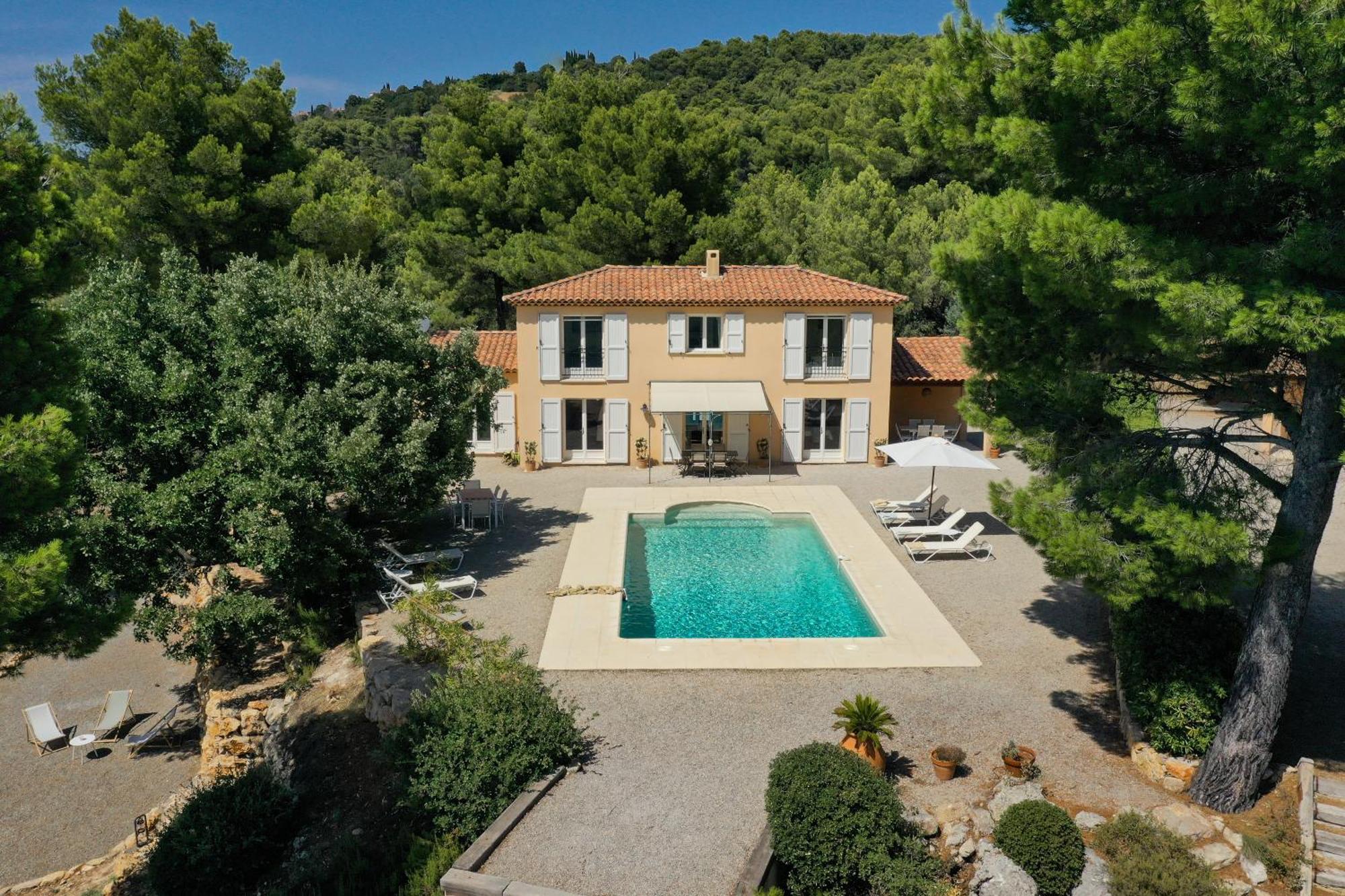 Villa "Le Sortilege" Vue Panoramique Et Piscine Туртур Экстерьер фото